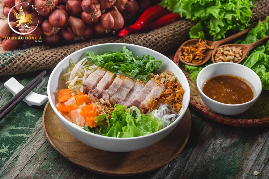 Bún mắm nêm